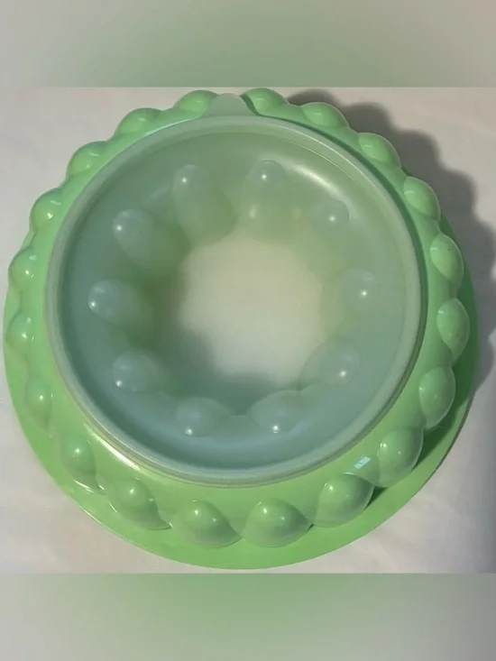 VINTAGE TUPPERWARE JELLO MOLD DESSERT GELATIN MOLD - Picture 4 of 4